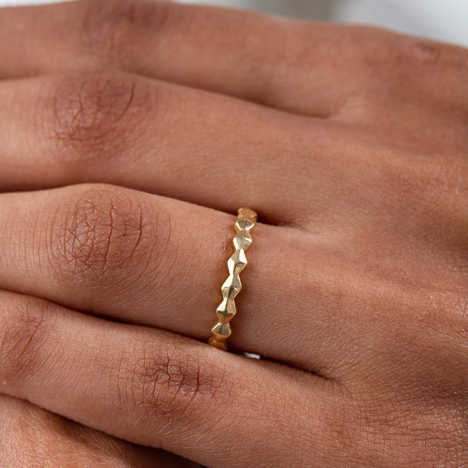 14k Brancusi Endless Narrative Ring