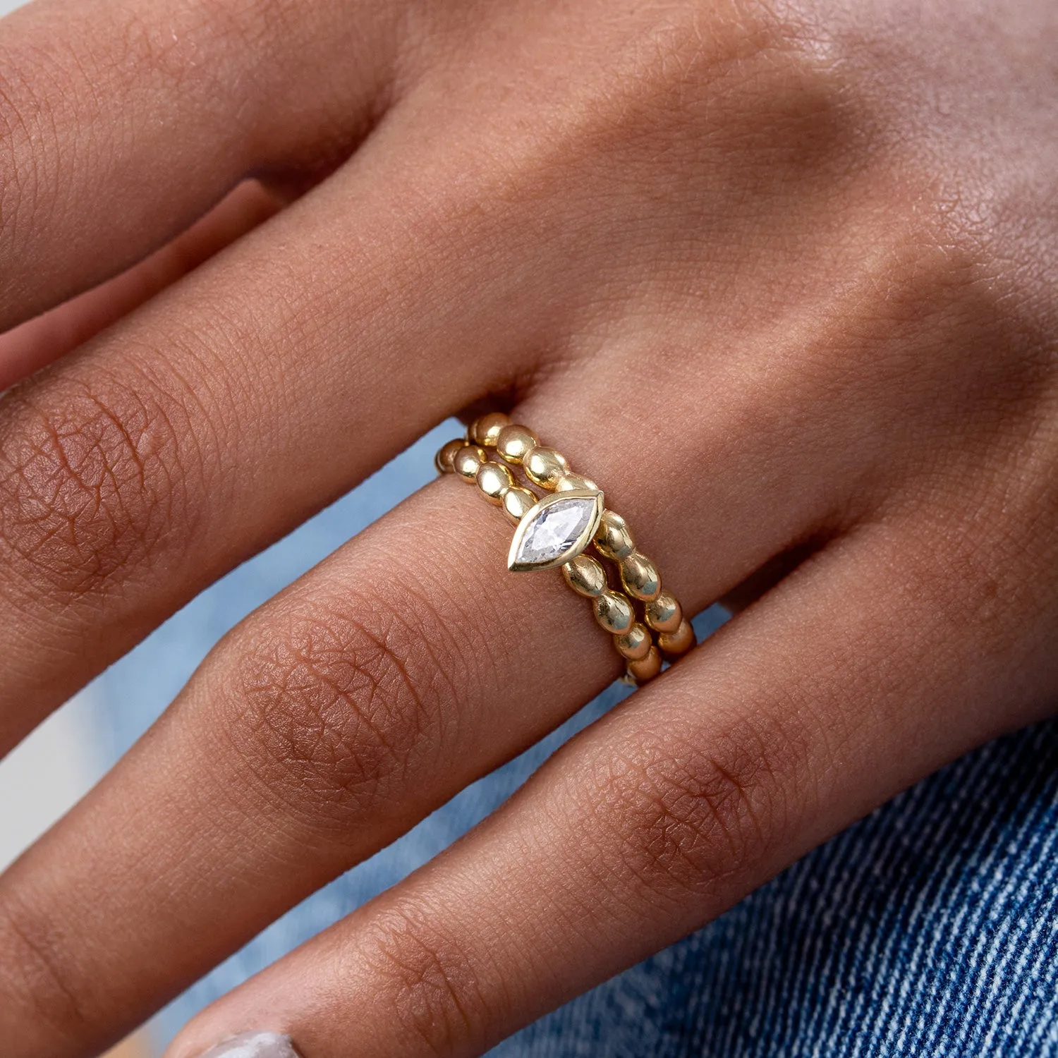 14k Bubbles Narrative Band