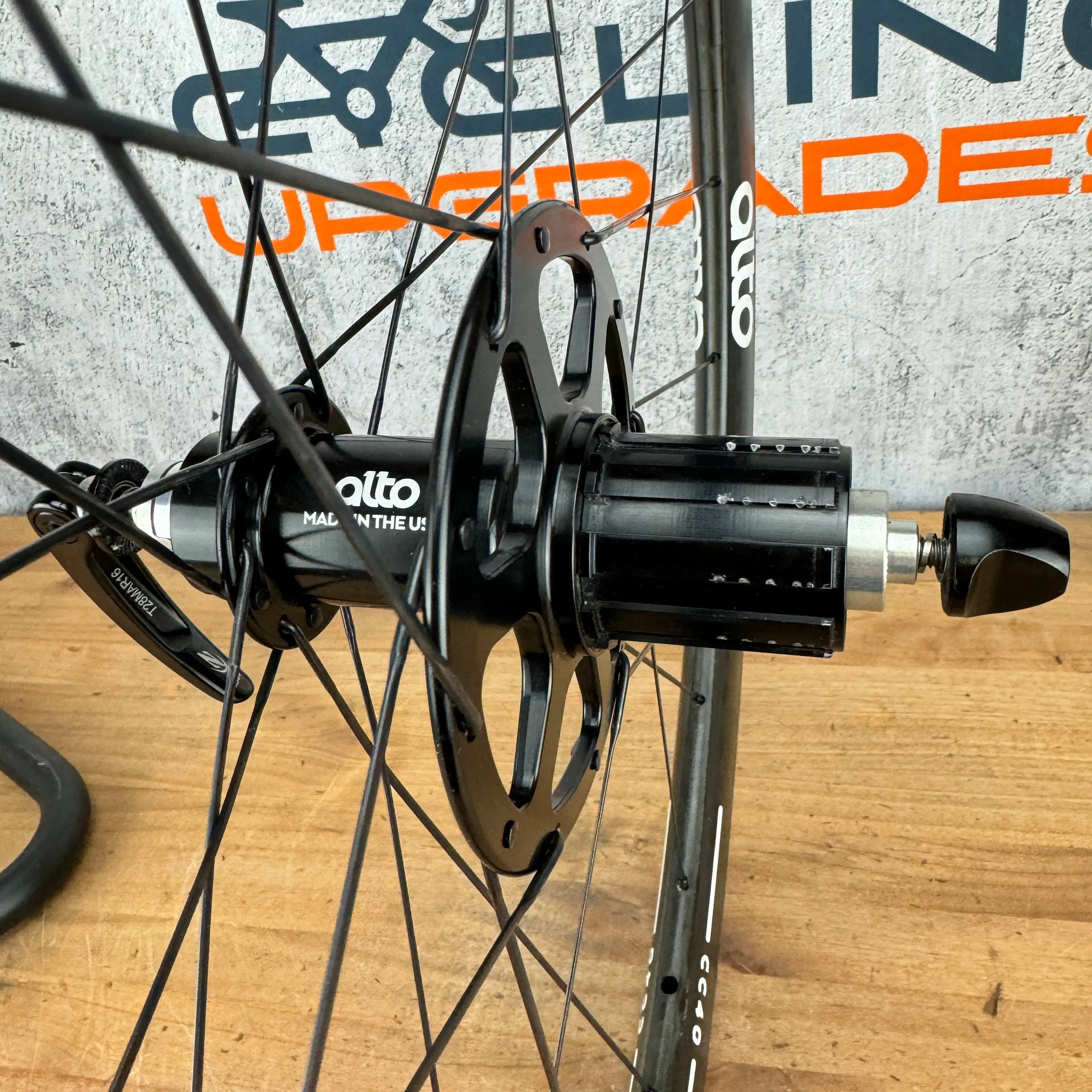 Alto CC40 40mm Carbon Tubeless Rim Brake Bike Wheelset 700c 1555g