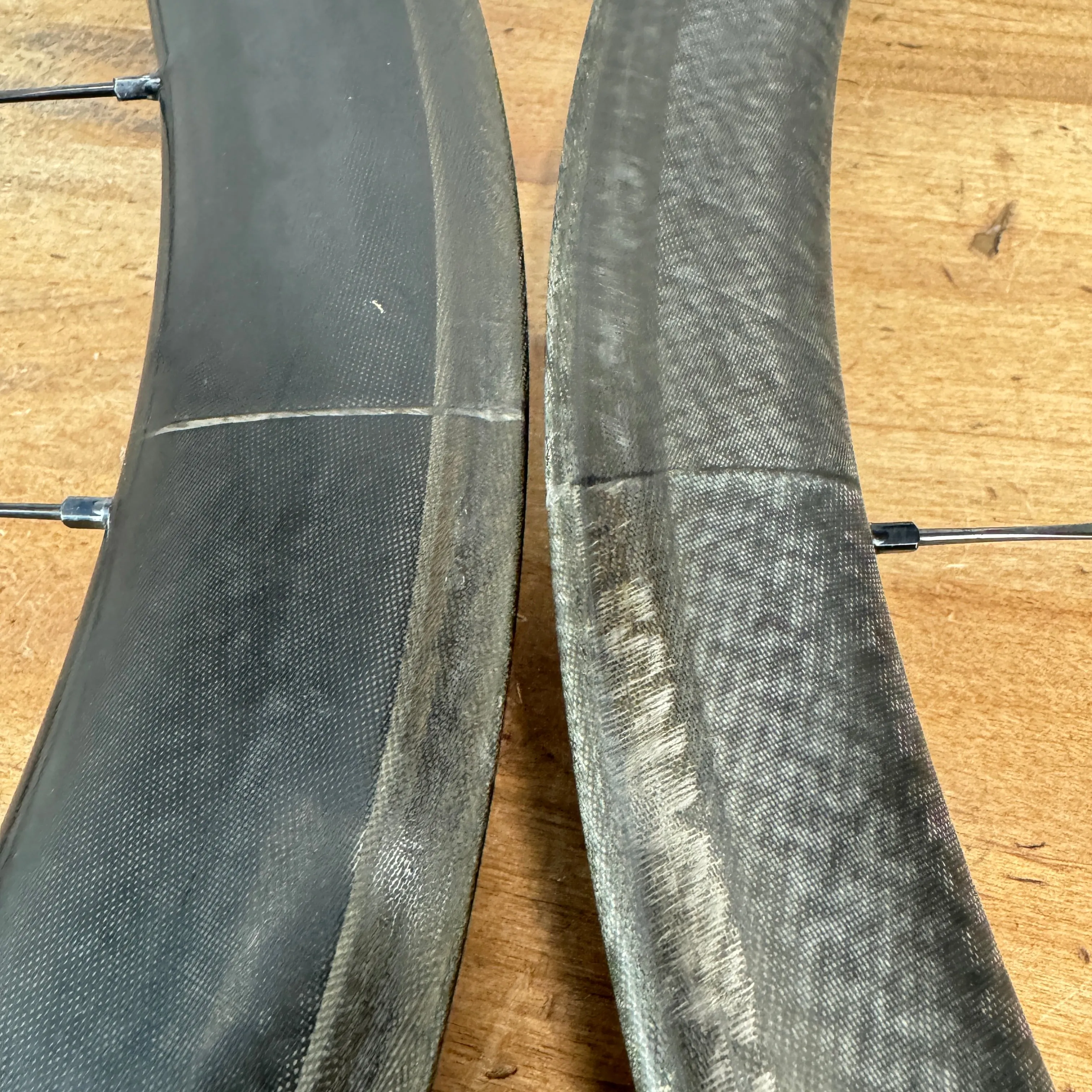 Bontrager Aeolus 3/5 Carbon Tubeless Rim Brake Staggered Wheelset 700c 1413g