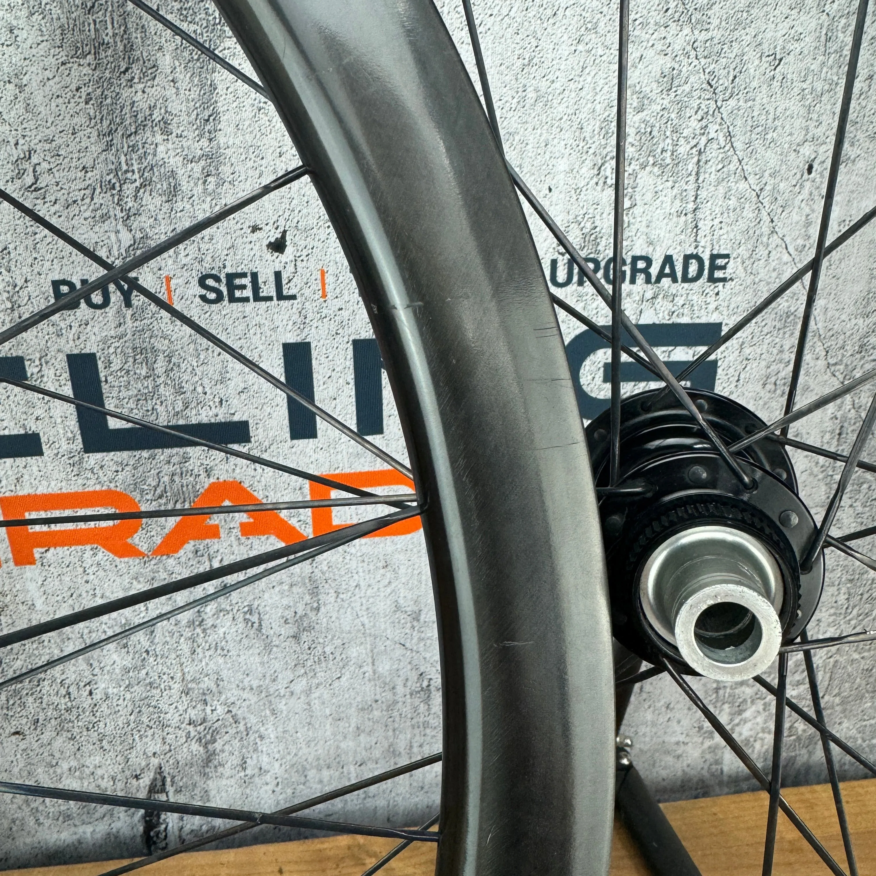 Enve SES 3.4 Carbon Clincher Disc Wheelset 700c Industry Nine Hubs 1427g