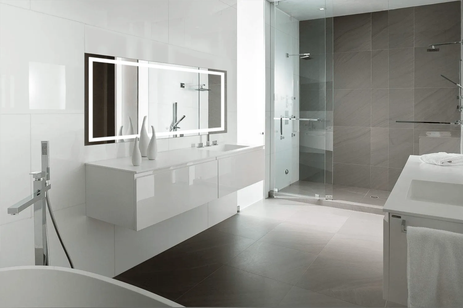 Krugg Icon 72″ X 30″ LED Bathroom Mirror w/ Dimmer & Defogger