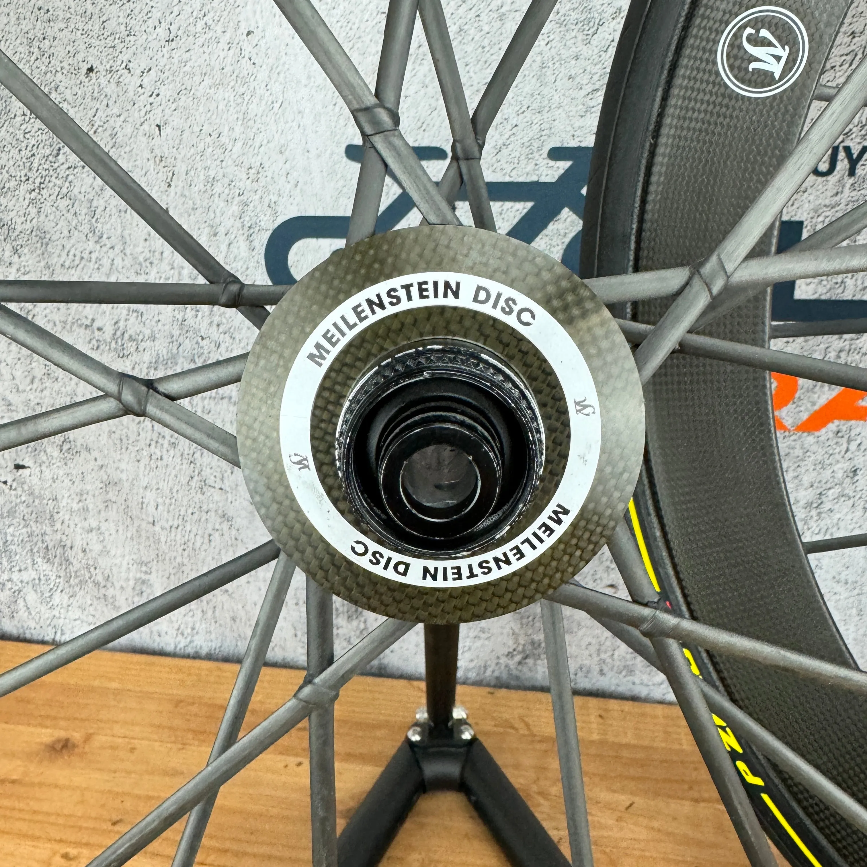 Lightweight Meilenstein T 24D Carbon Tubular Road Bike Disc Wheelset 700c 1250g