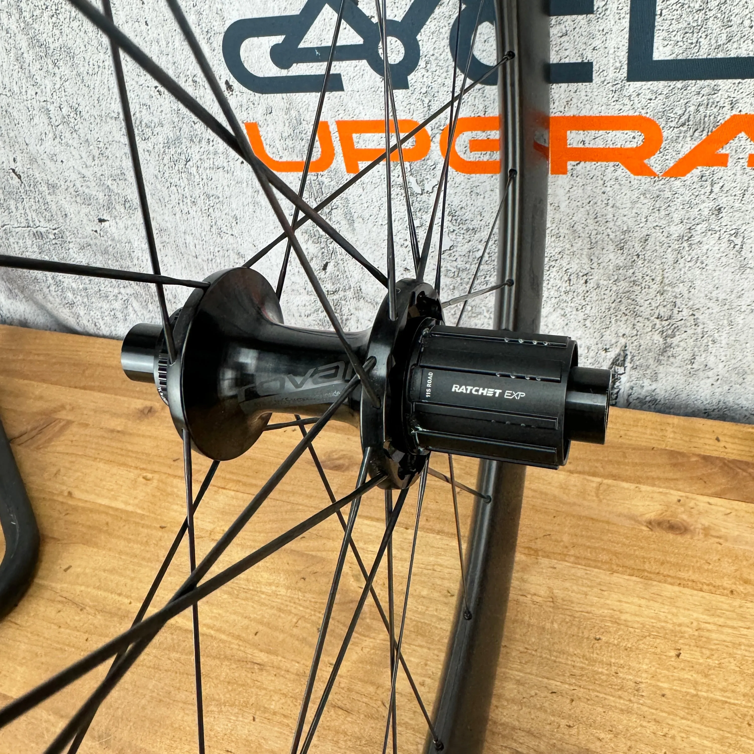Low Mile! Roval Rapide CLX II DT Swiss Tubeless Disc Brake Wheelset 700c 1493g