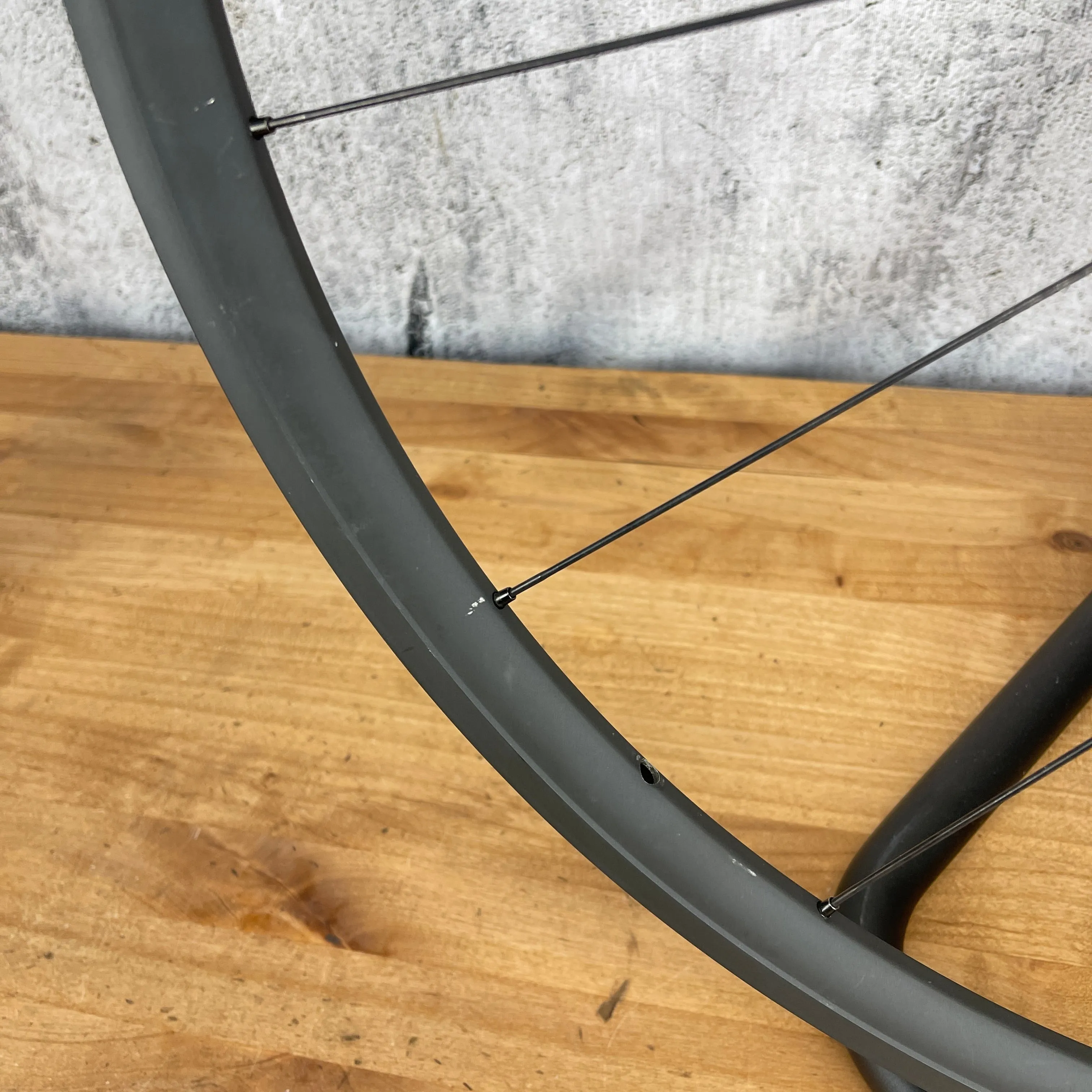 Low Mile! Vittoria Clusion Nero AS Alloy Clincher Rim Brake Bike Wheelset 700c 1680g