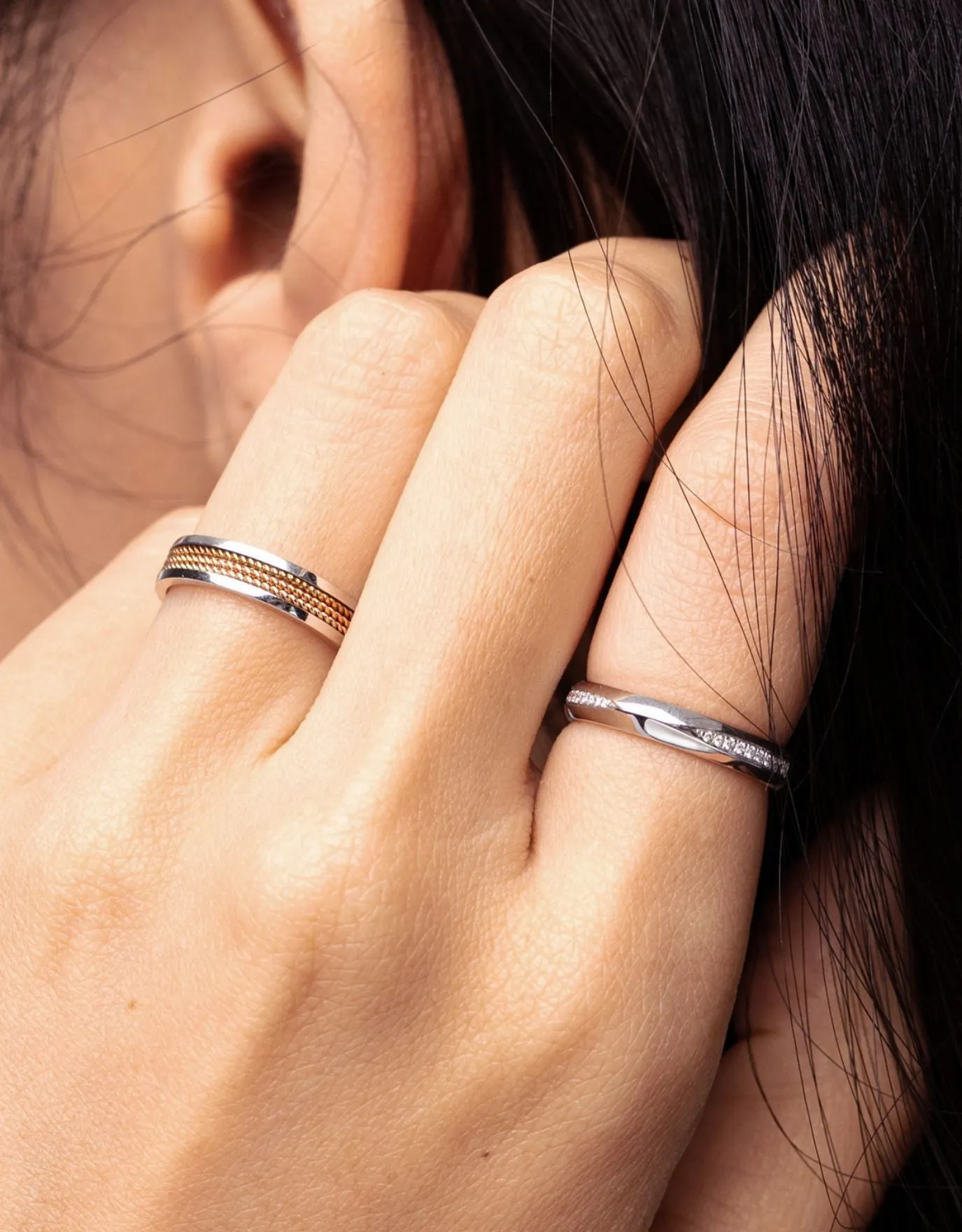 LVC Desirio Passion Wedding Band in White Gold with Brilliant Diamonds