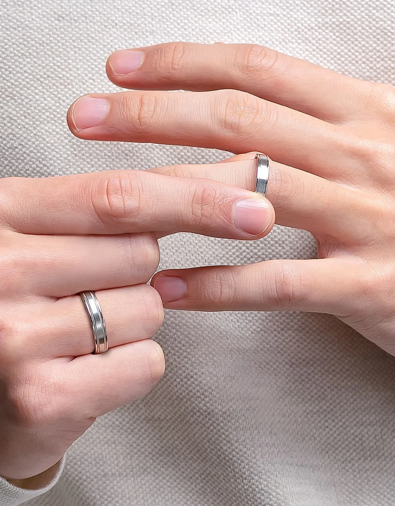 LVC Purete Step Edge Wedding Band in Platinum