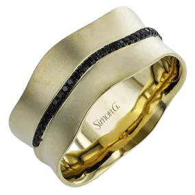 Men's Wedding Band in 14k Gold with Black Diamonds