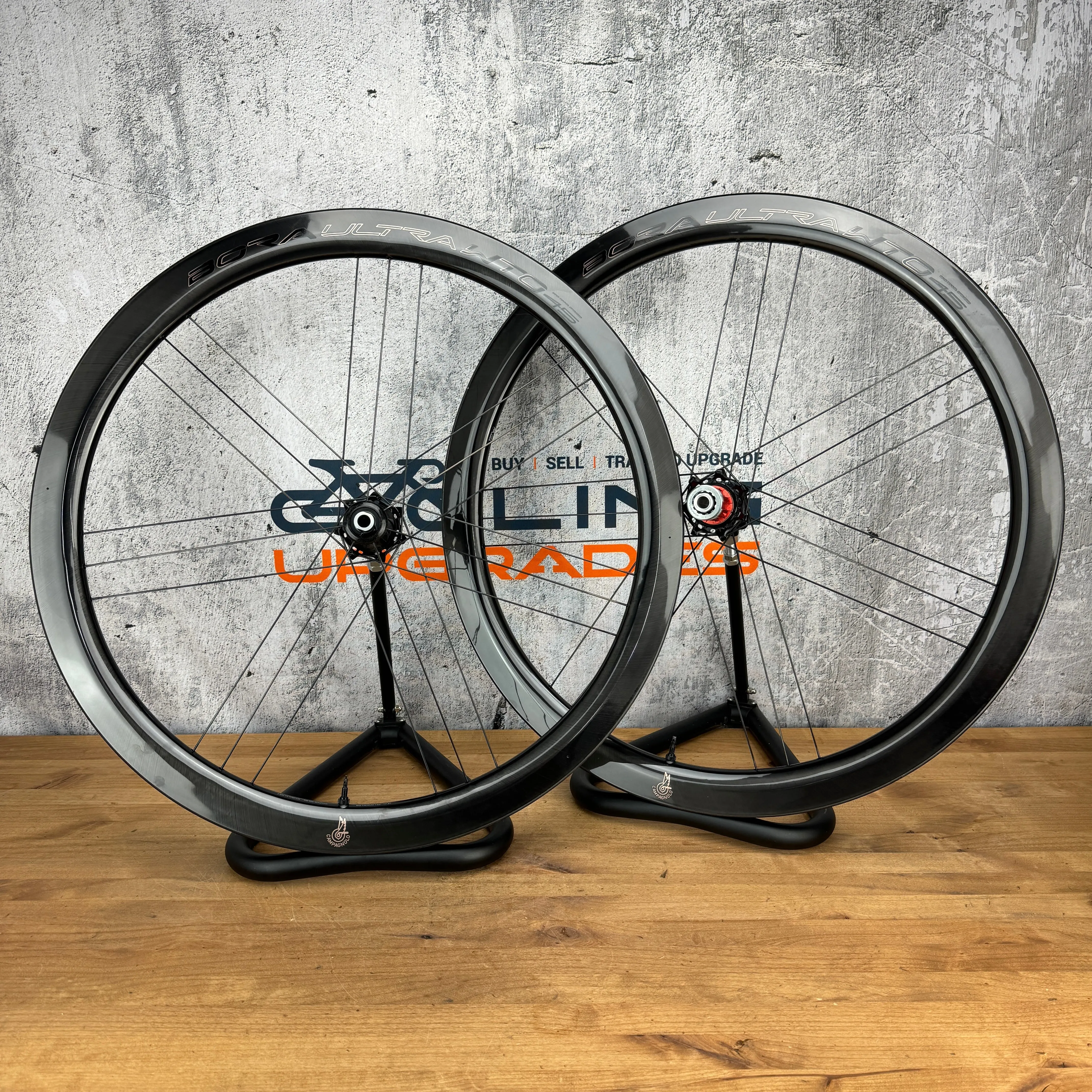 Mint! Campagnolo Bora Ultra WTO 45 C23 Carbon Tubeless Disc Wheelset 700c 1376g