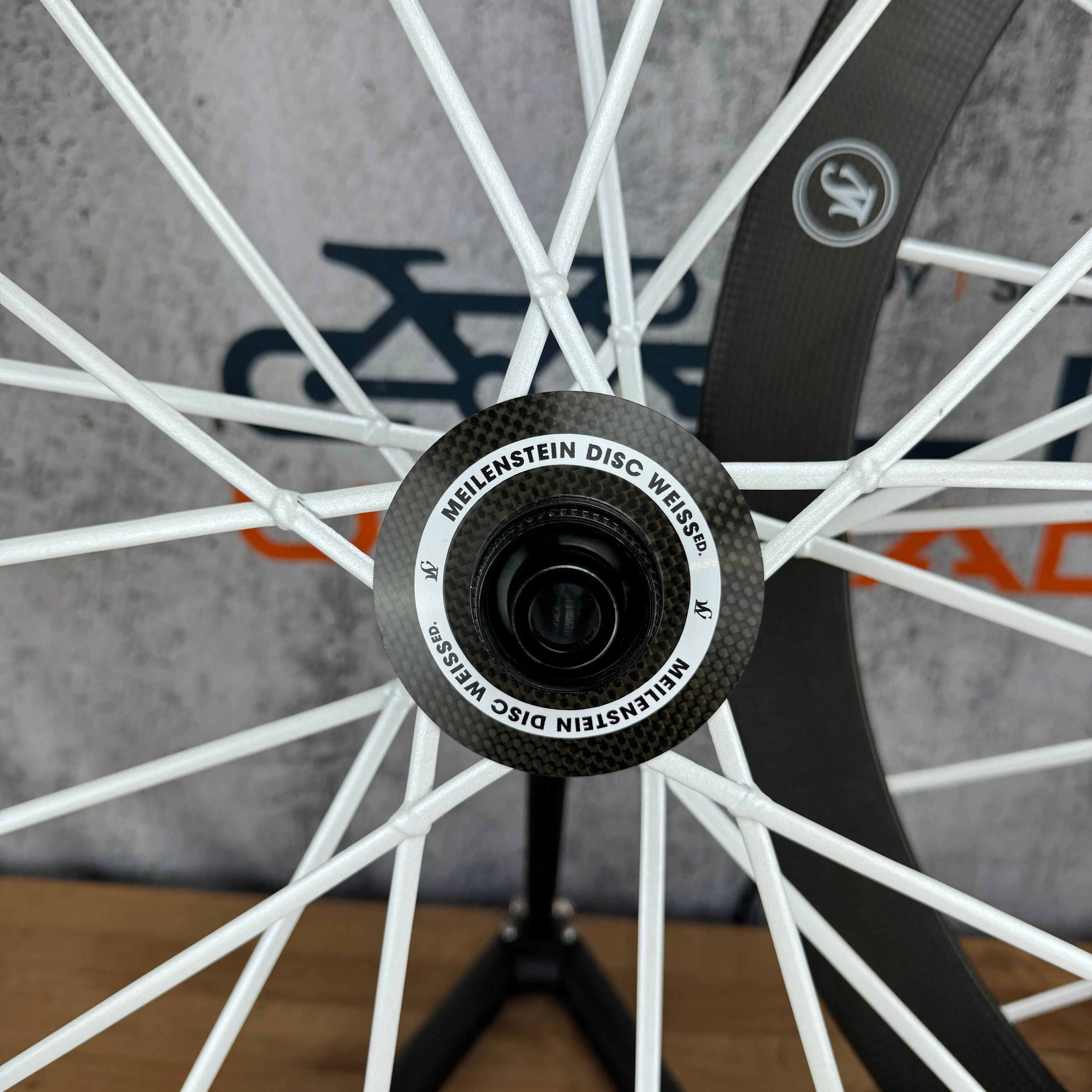 Mint! Lightweight Meilenstein C 24E Weiss Carbon Clincher Disc Brake Wheelset 700c