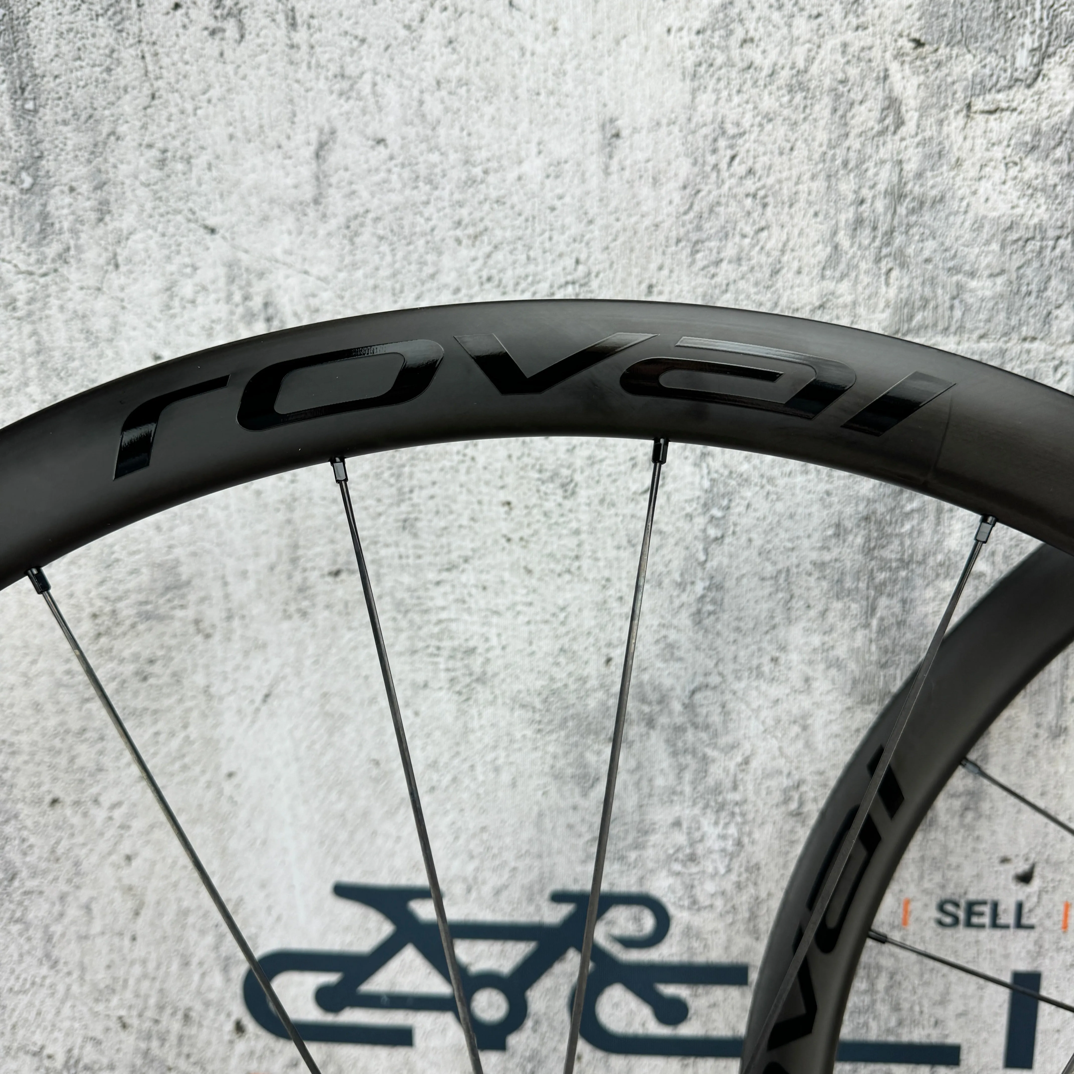 New! 2025 Roval Terra CLX II Carbon Tubeless Gravel Disc Wheelset DT 180 Ceramic