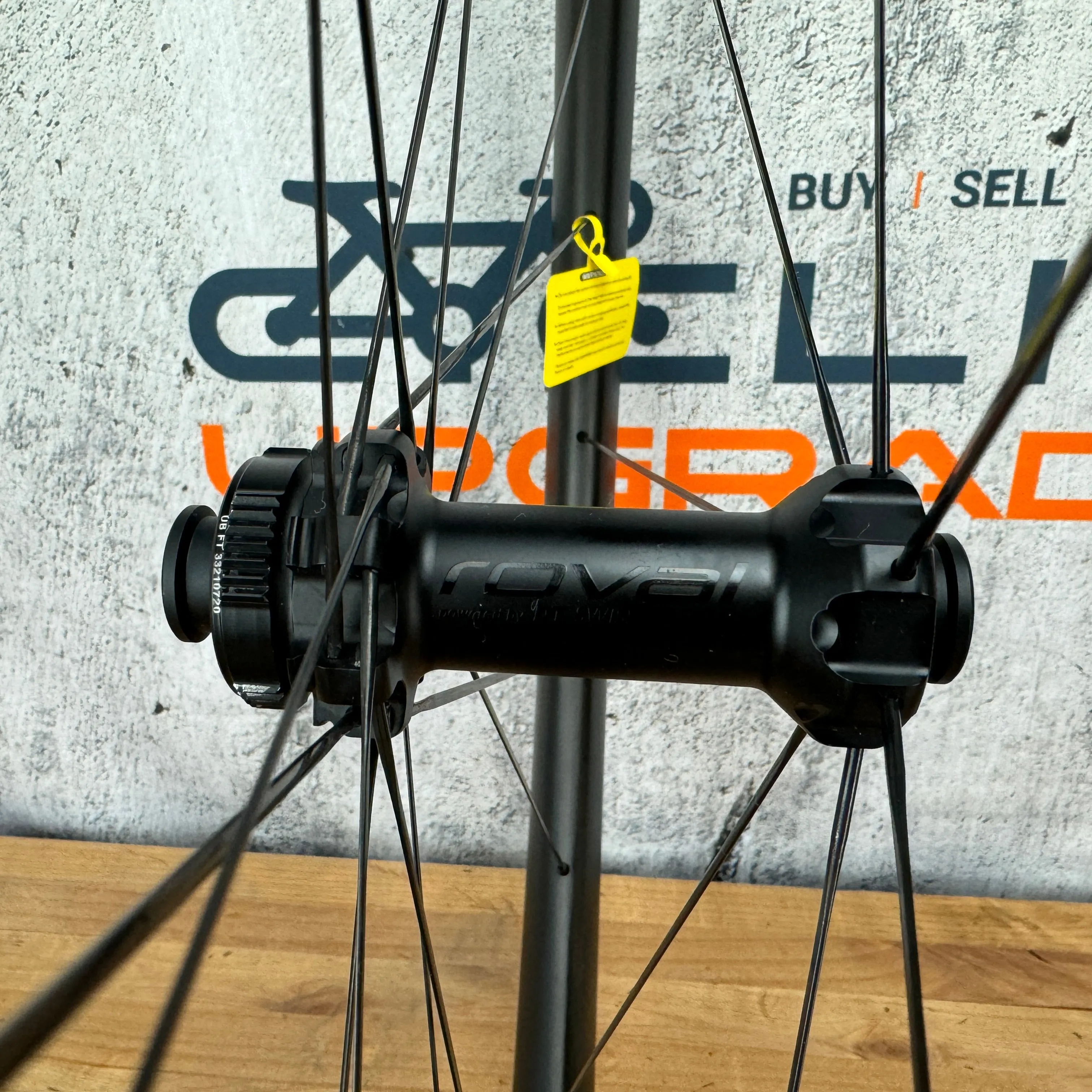 New! 2025 Roval Terra CLX II Carbon Tubeless Gravel Disc Wheelset DT 180 Ceramic