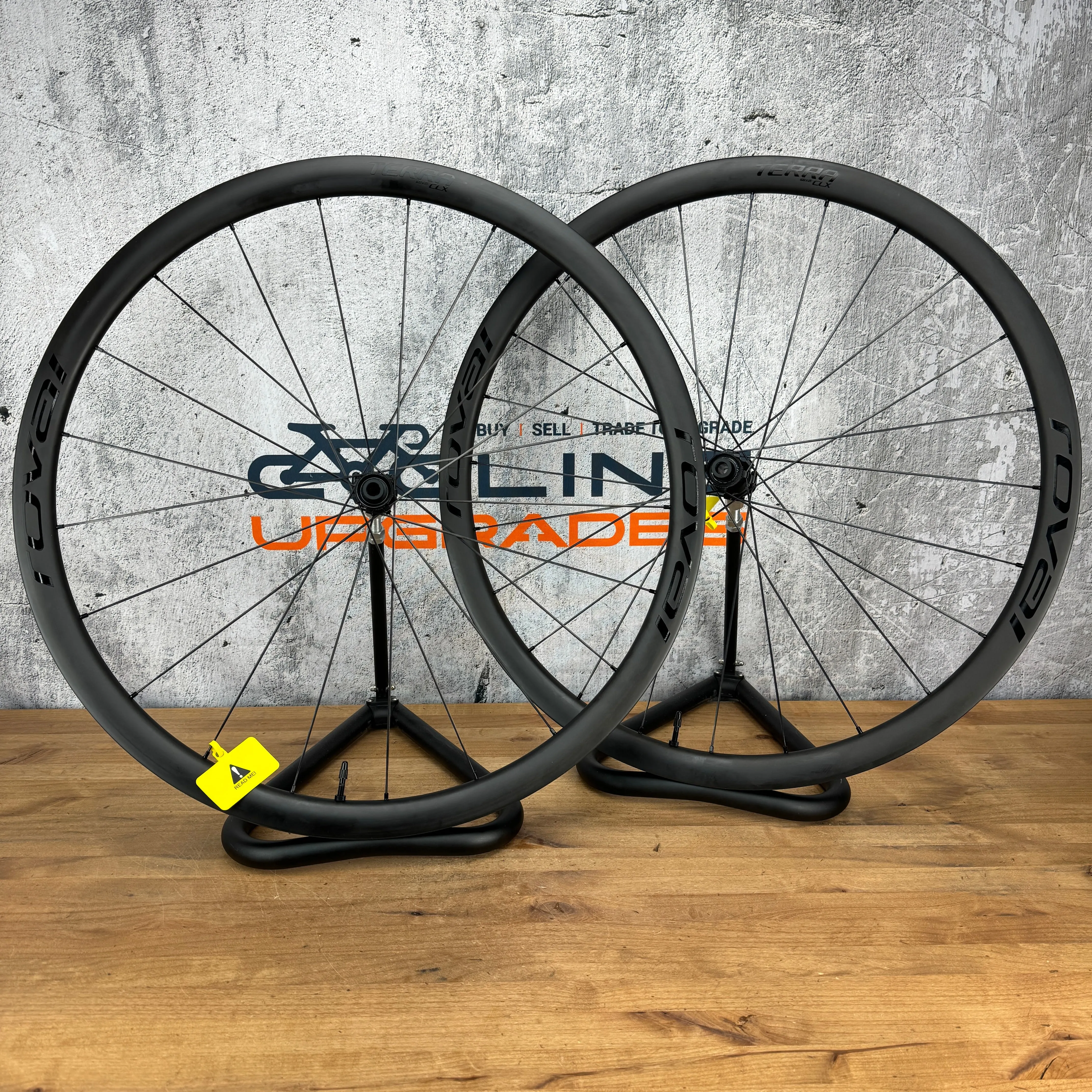 New! 2025 Roval Terra CLX II Carbon Tubeless Gravel Disc Wheelset DT 180 Ceramic