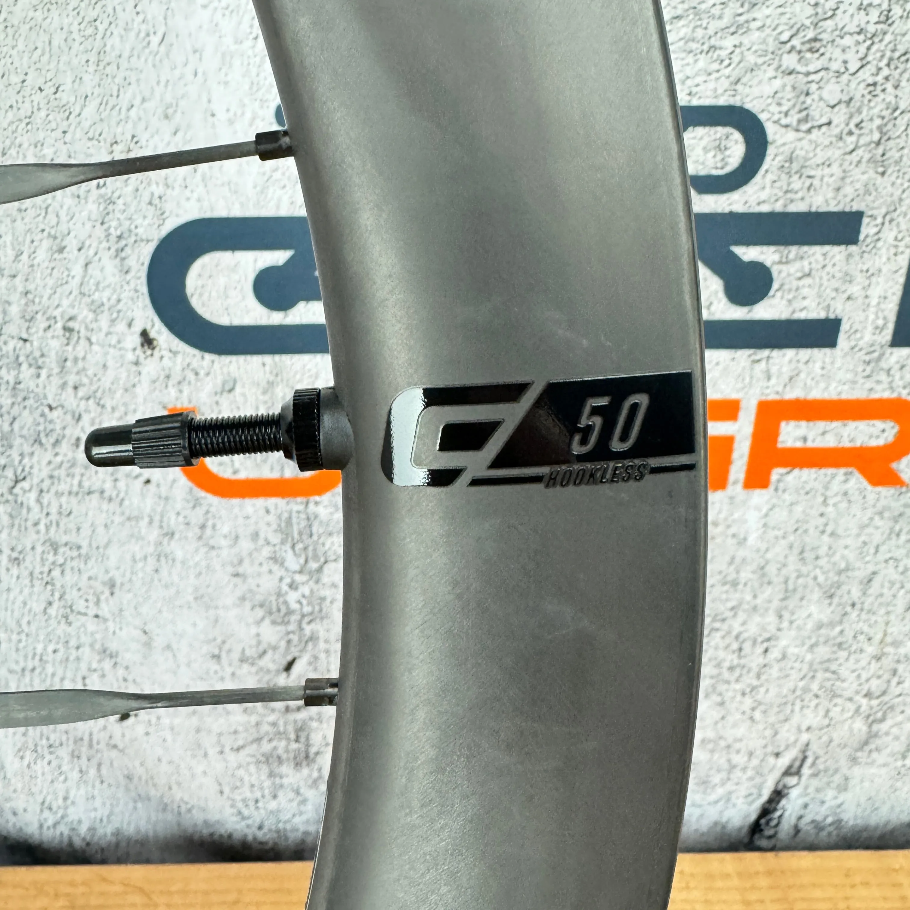New! Cadex 50 Ultra Hookless Carbon Tubeless Wheelset 700c 1349g MSRP $3500