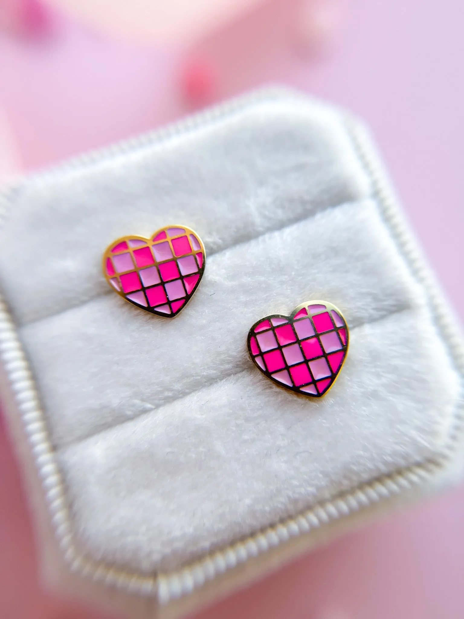 Pink Checkered Heart Stud Earrings
