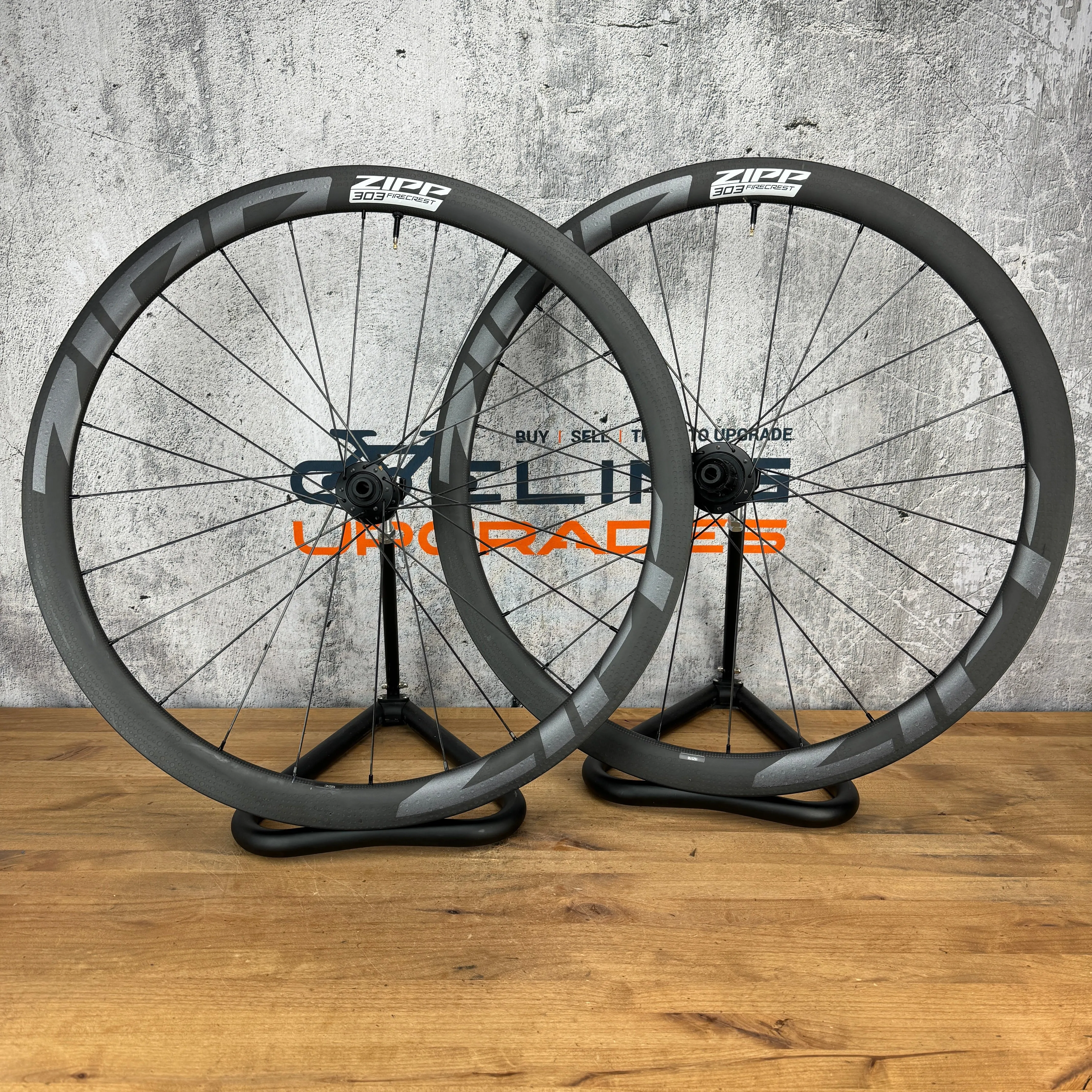 Ridden Once! Zipp Firecrest 303 Carbon Tubeless Disc Wheelset 700c 1426g