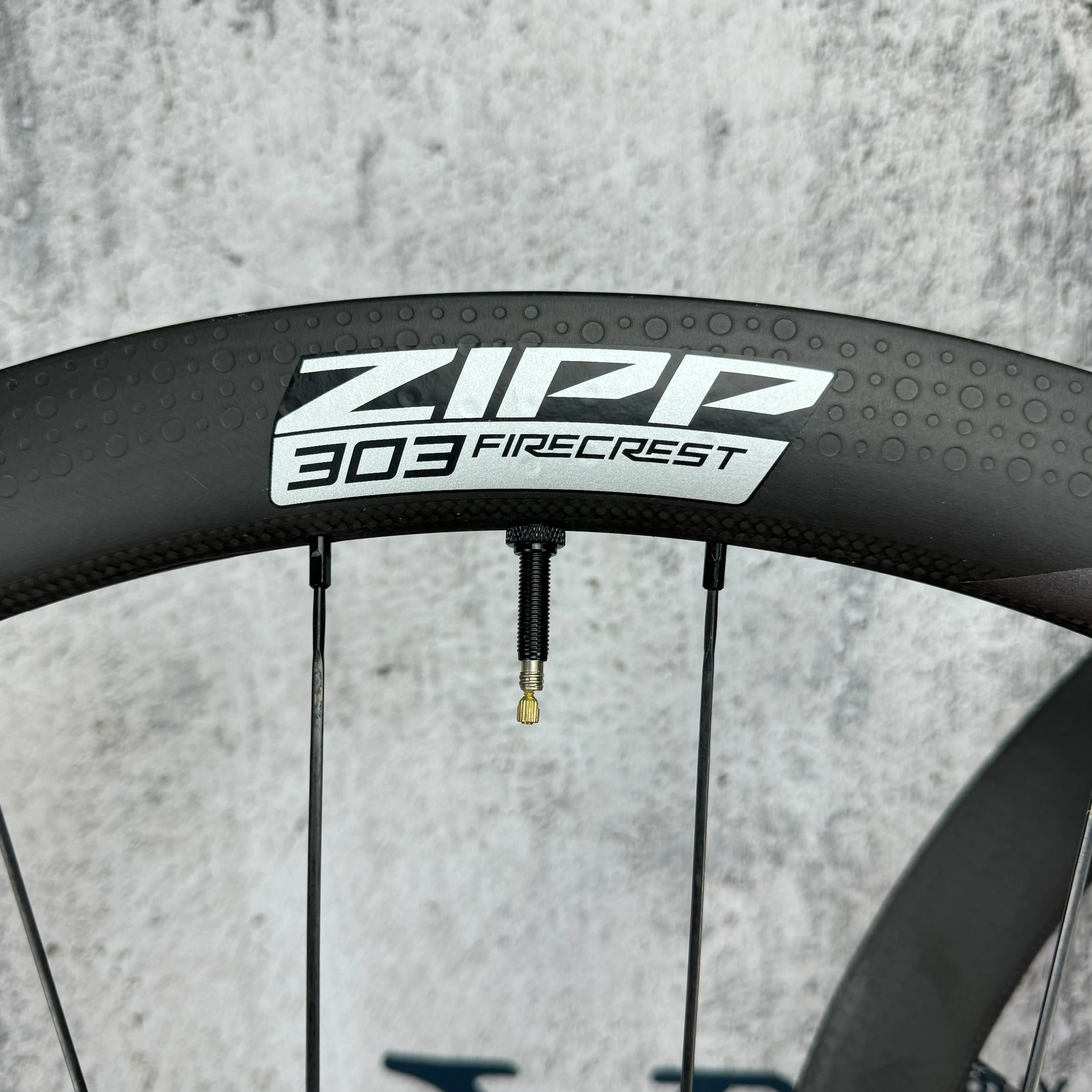 Ridden Once! Zipp Firecrest 303 Carbon Tubeless Disc Wheelset 700c 1426g