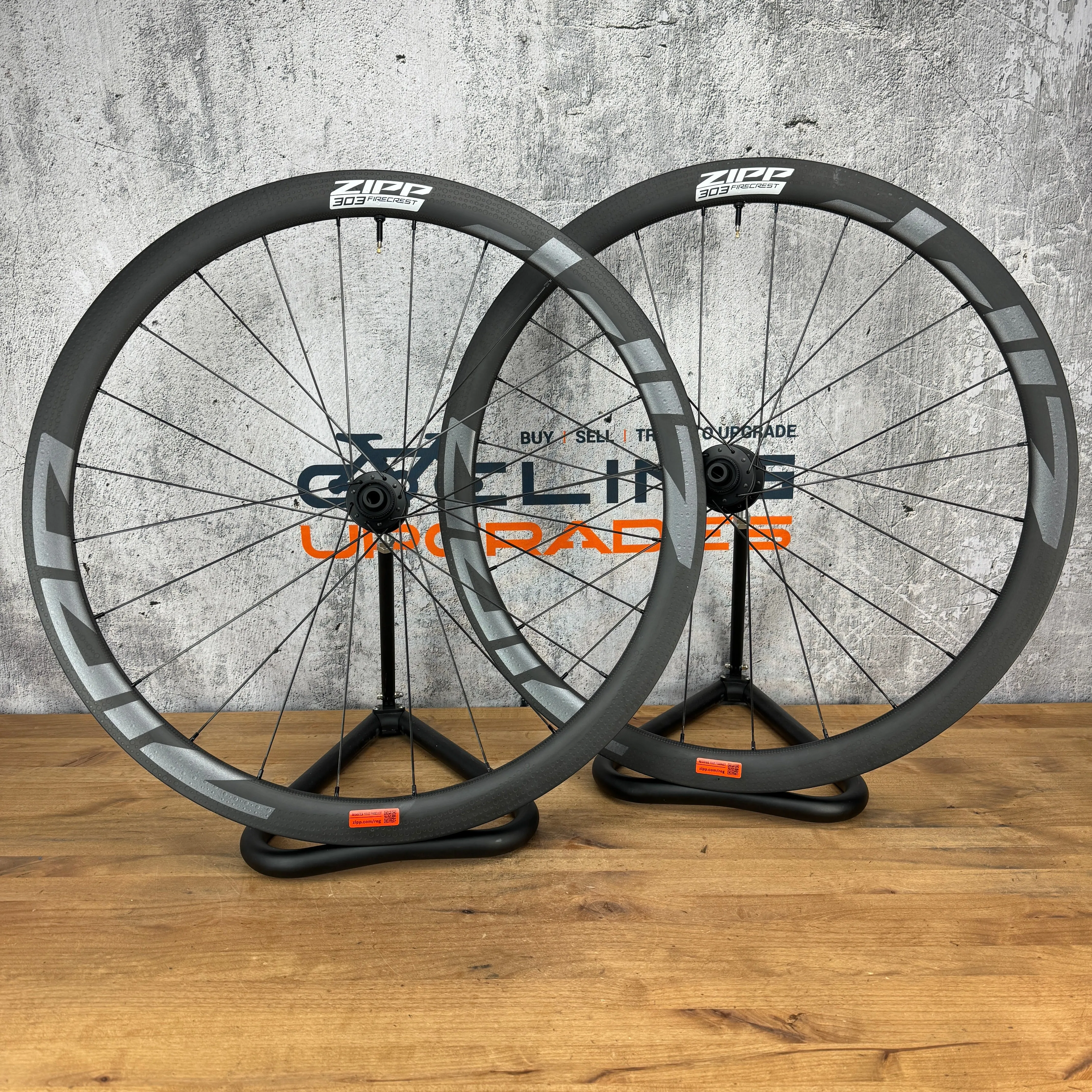Ridden Once! Zipp Firecrest 303 Carbon Tubeless Disc Wheelset 700c 1426g