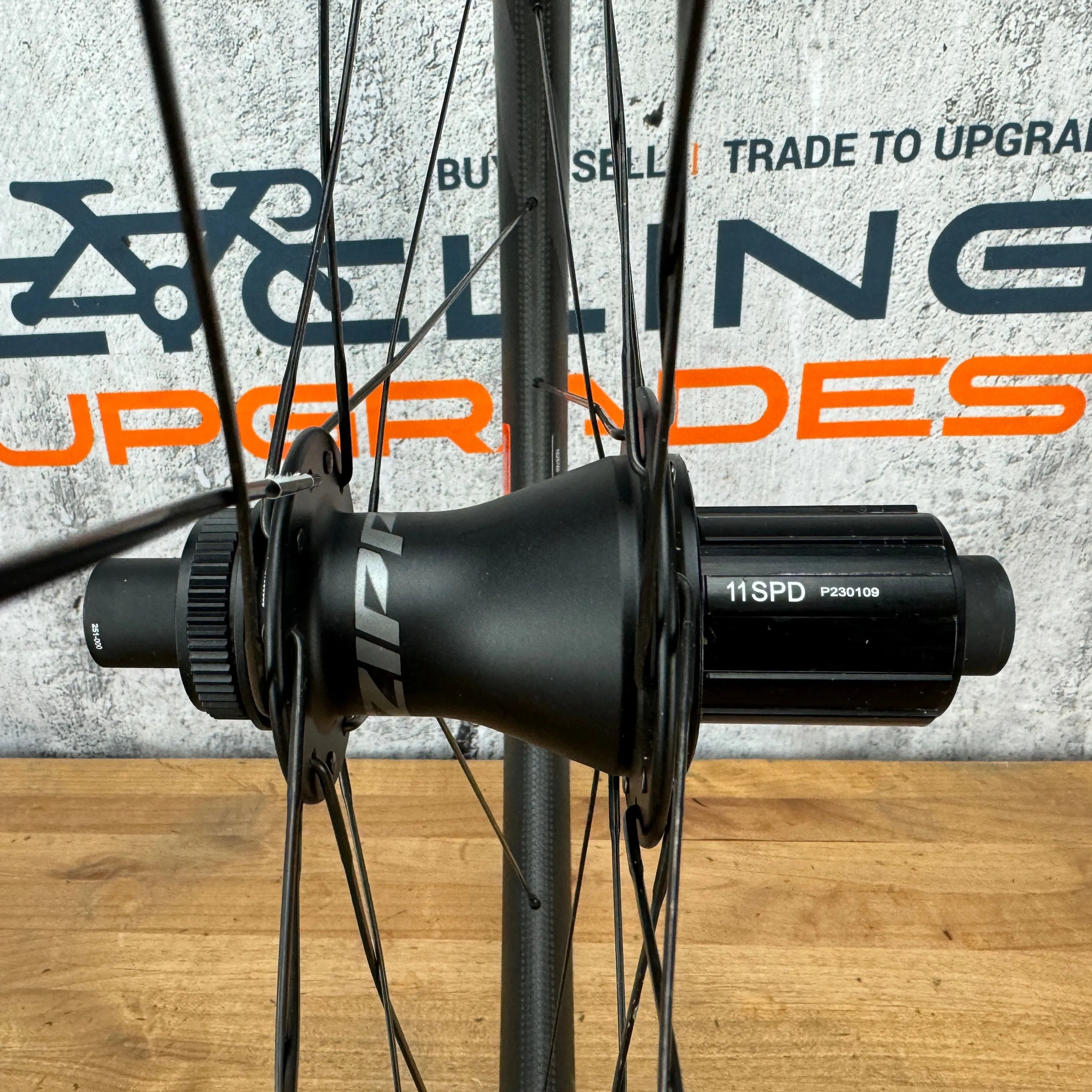 Ridden Once! Zipp Firecrest 303 Carbon Tubeless Disc Wheelset 700c 1426g
