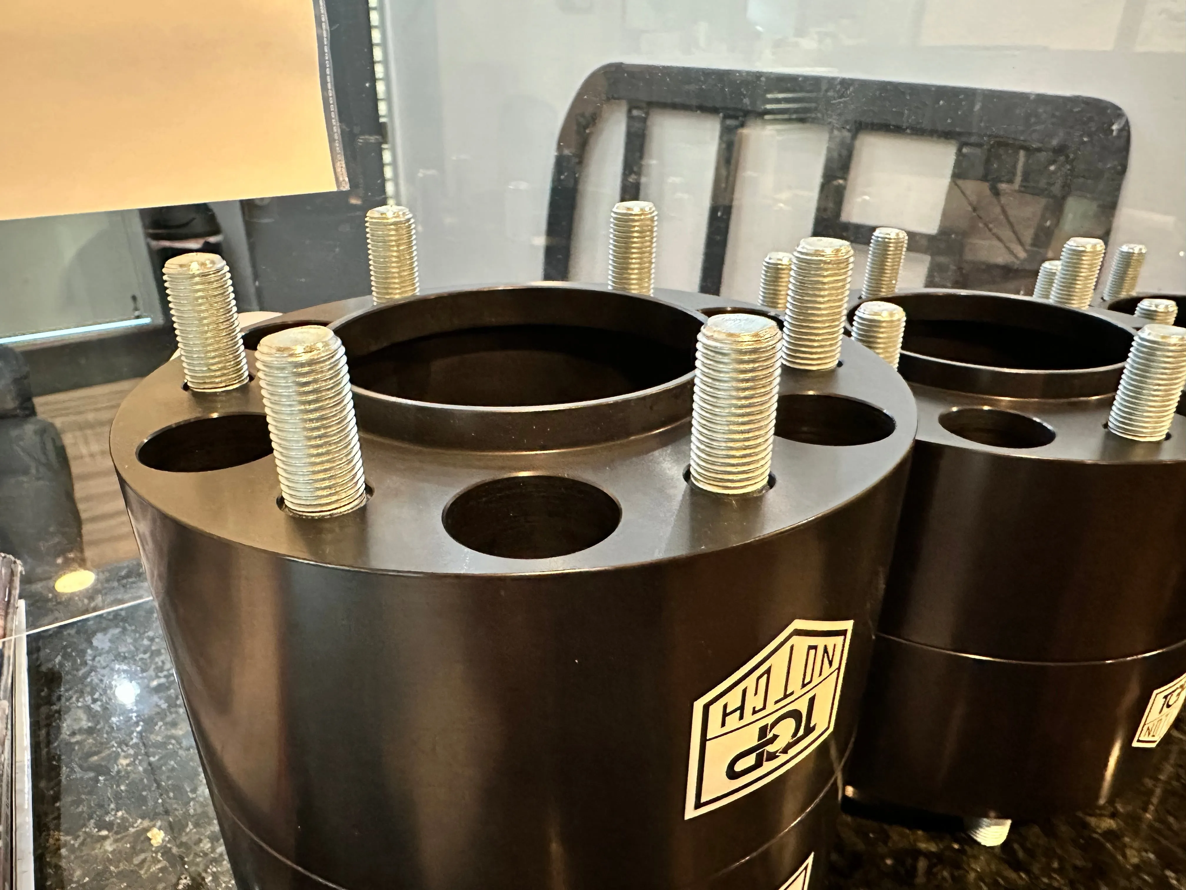 TOP NOTCH 96-23 TACOMA 96-23 4RUNNER TO 2022-UP TUNDRA WHEEL ADAPTERS 2.0''- PT# TNA2.0TACTOTUNPR (C3)