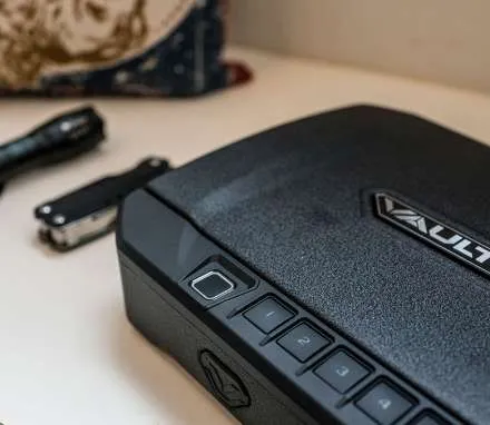 VAULTEK 20 SERIES: VT20I BLUETOOTH - BIOMETRIC