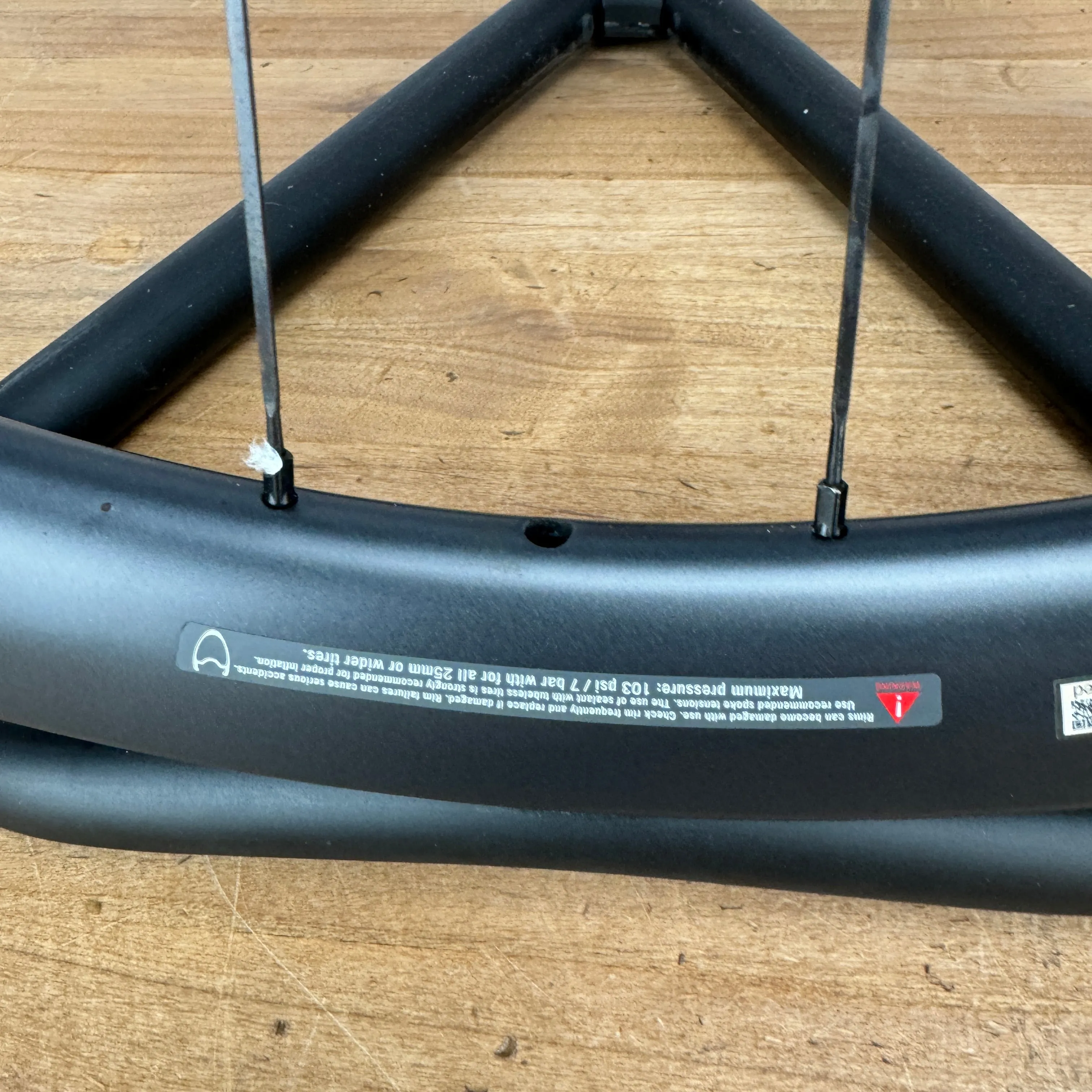 Vision SC 40 Carbon Tubeless Disc Brake Wheelset 700c 1625g