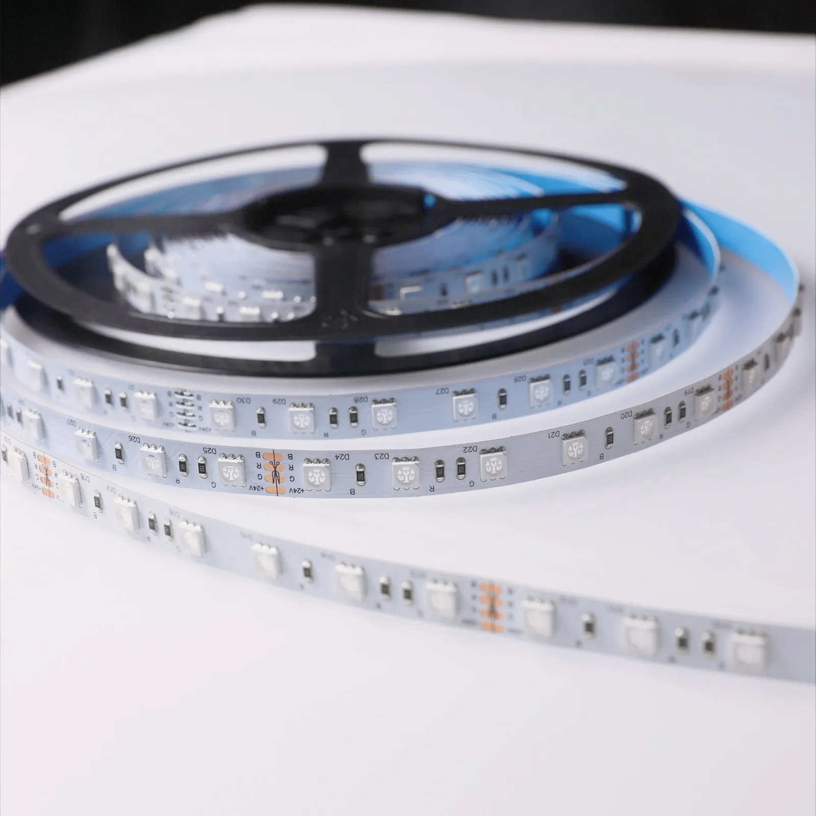 YUJILEDS® 3-in-1 RGB LED Flexible Strip - 60 LEDs/m - 5m/Reel