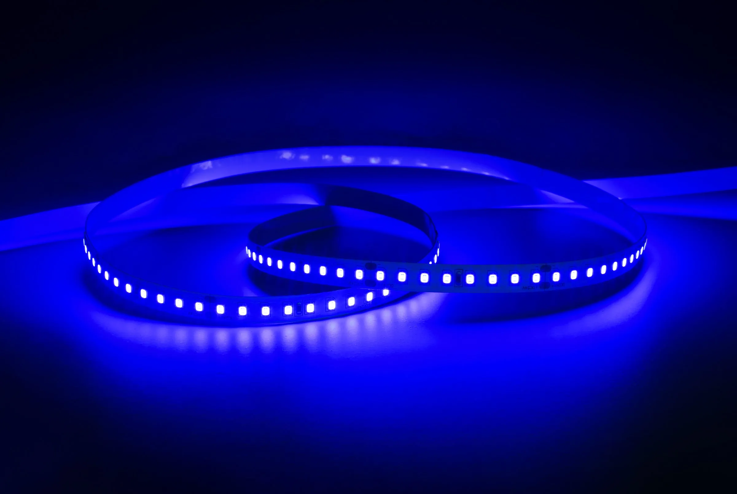 YUJILEDS® Blue LED Flexible Strip -128 LEDs/m - 5m/Reel