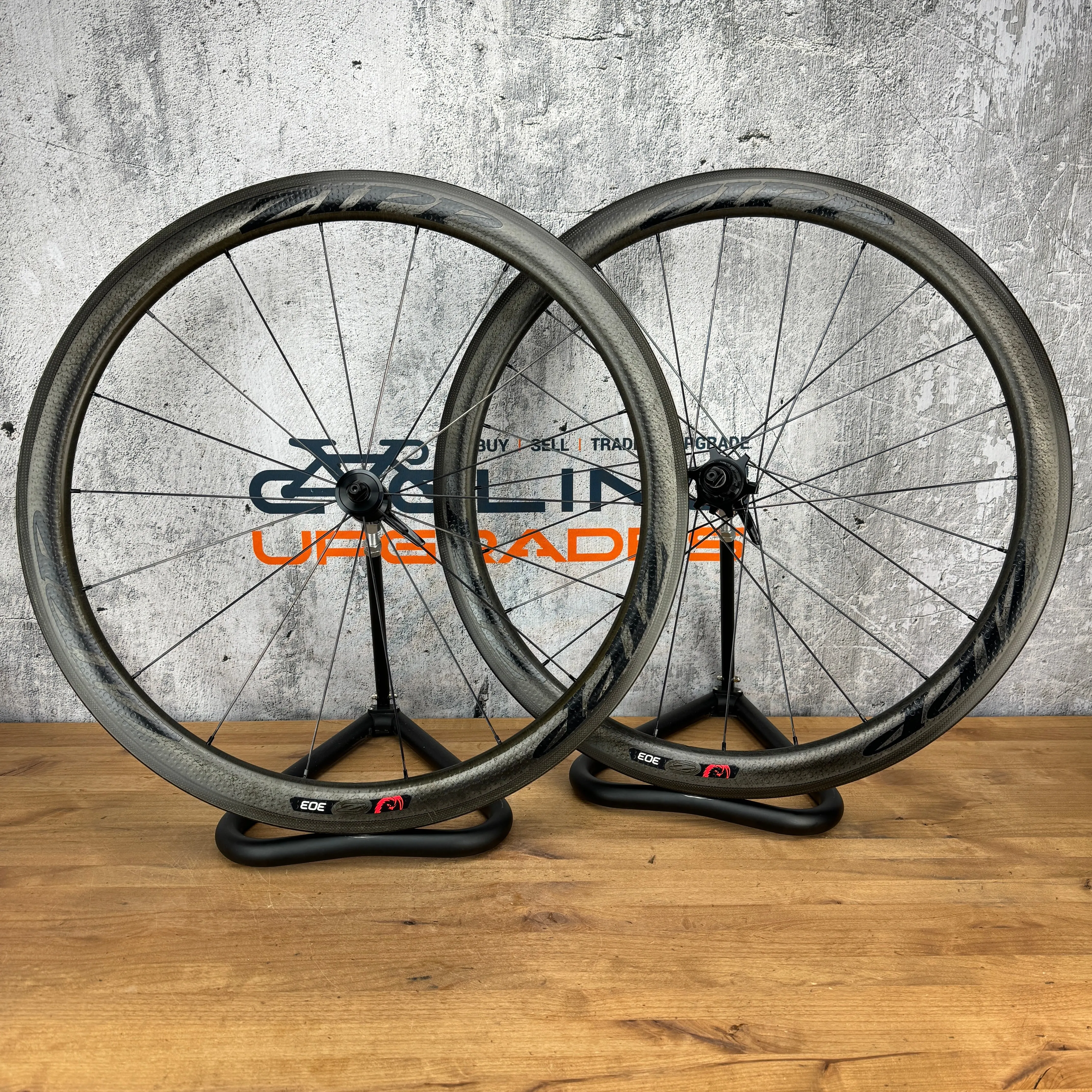 Zipp 303 Firecrest Carbon Clincher Wheelset 700c Rim Brake 77/177 Hubs 1644g