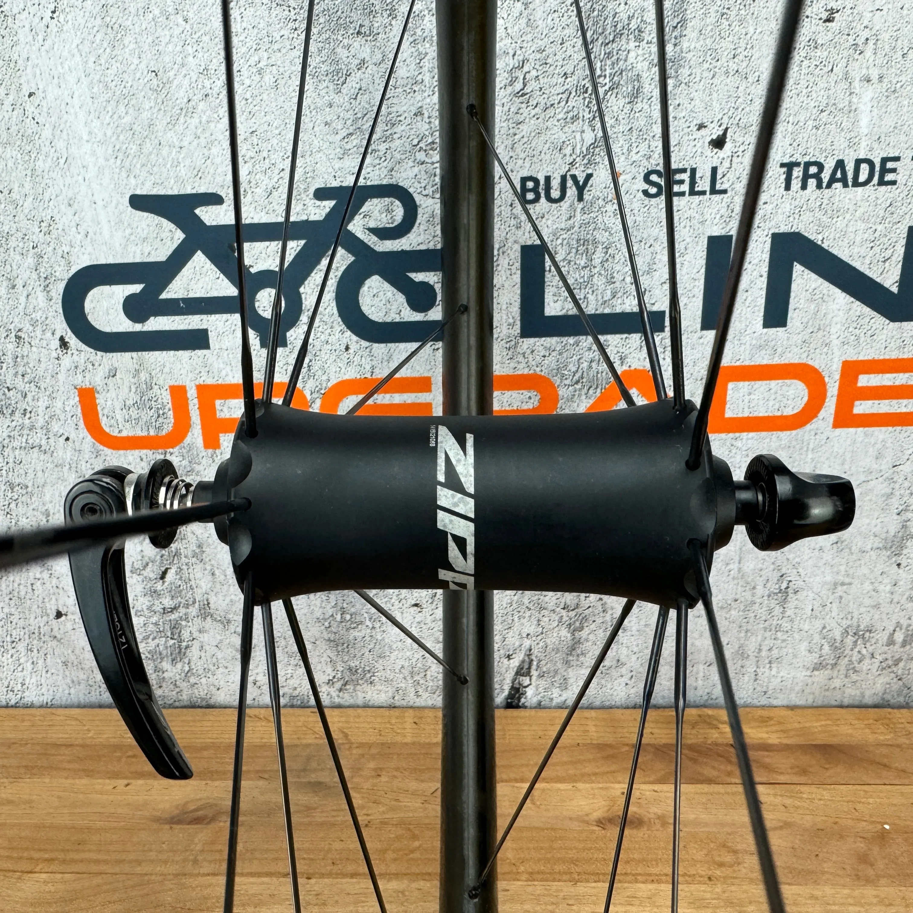 Zipp 303 NSW Carbon Showstopper Tubeless Wheelset 700c Rim Brake 1524g