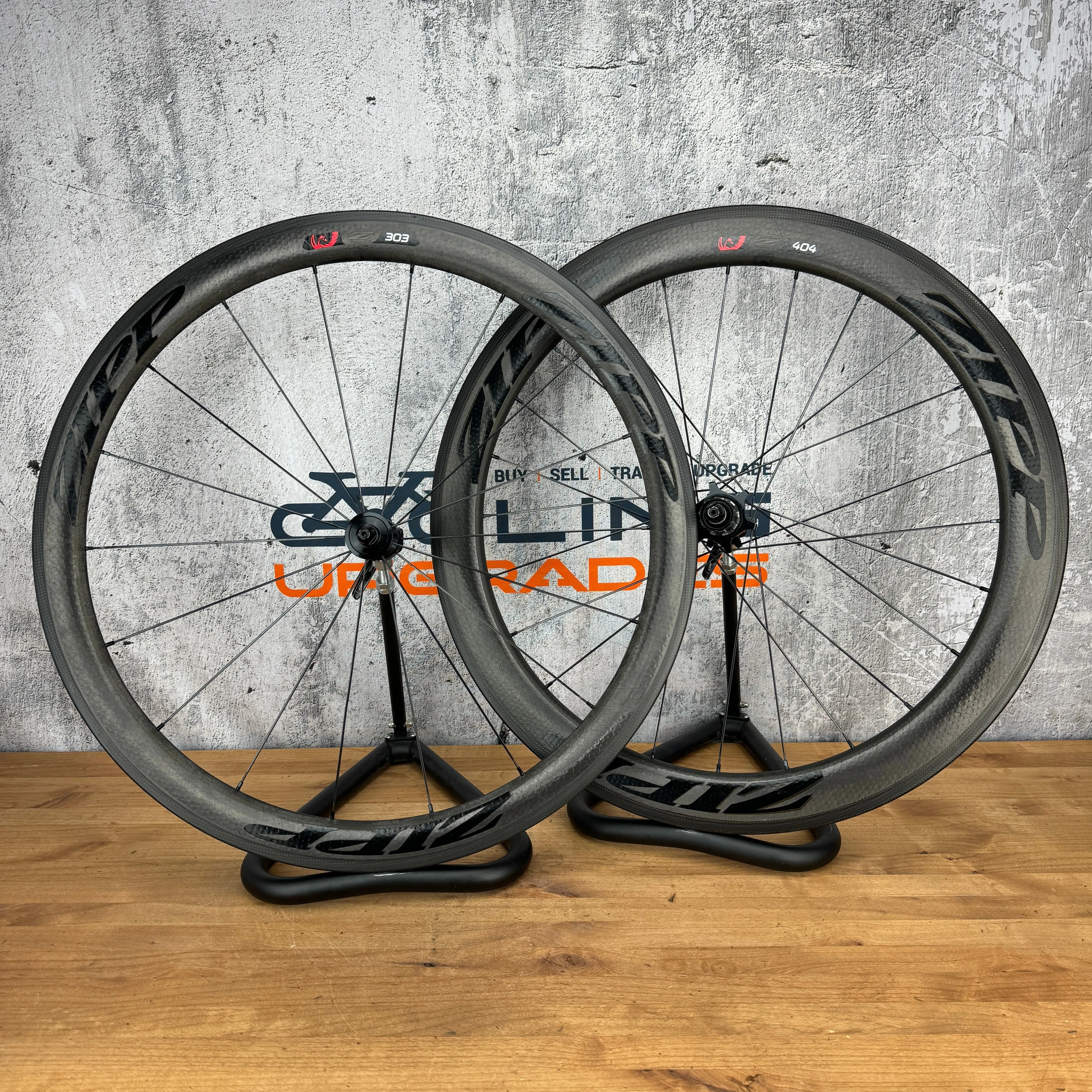 Zipp 303/404 Firecrest Carbon Clincher Wheelset 700c Rim Brake 77/177 Hubs 1661g